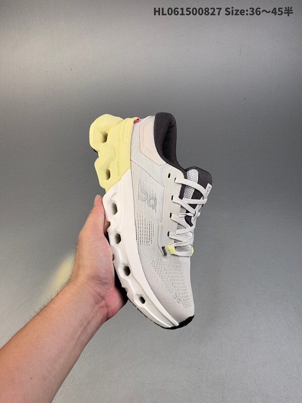 集合 公司级✅On 昂跑 Cloudflyer 5 舒适 轻便 减震耐磨跑步鞋 采用了先进的缓震技术 能够有效减少跑步时对关节的冲击