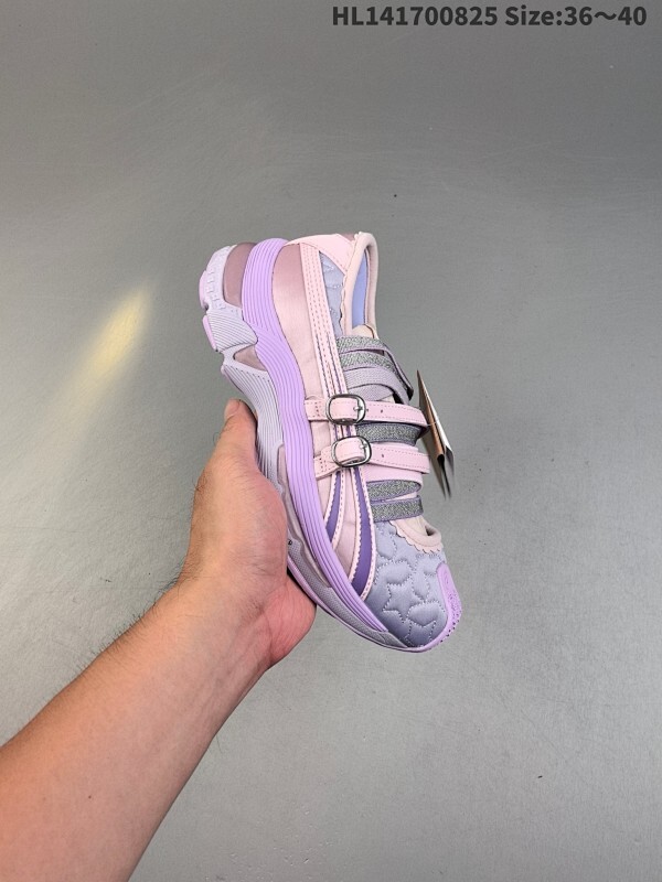 集合  KIKO KOSTADINOV x MARC JACOBS x Asics Gel-Lokros 三方联名系列 实拍首发 采用星星图案绗缝鞋面设计