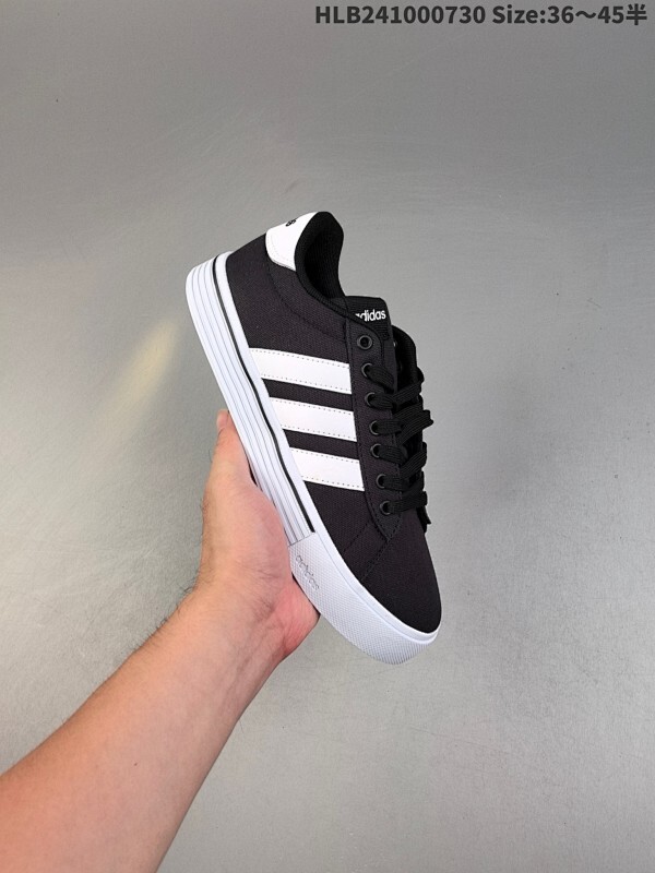 Adidas Barreda Daily 4.0 阿迪舒适减震低帮休闲板鞋