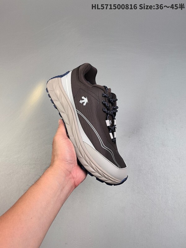 公司级✅迪桑特DESCENTE TERRAIND 舒适柔软 防滑耐磨低帮 登山鞋