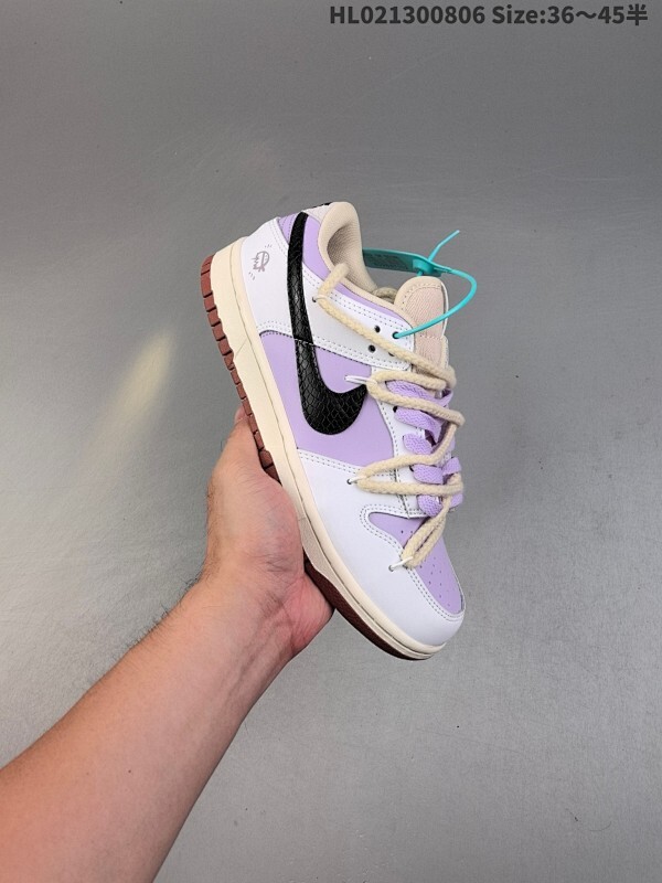 耐克Nike SB Dunk Low 扣篮系列 复古低帮休闲运动滑板板鞋。采用脚感柔软舒适ZoomAir气垫