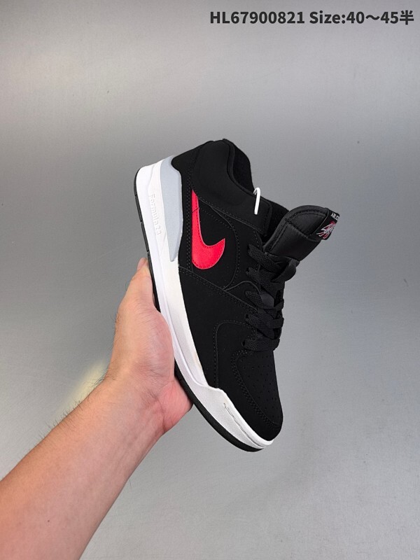 集合二 真标✅Air Jordan Stadium 90 Stadium  Jordan Stadium 90充满了对TinkerHathield 原创设计的致敬