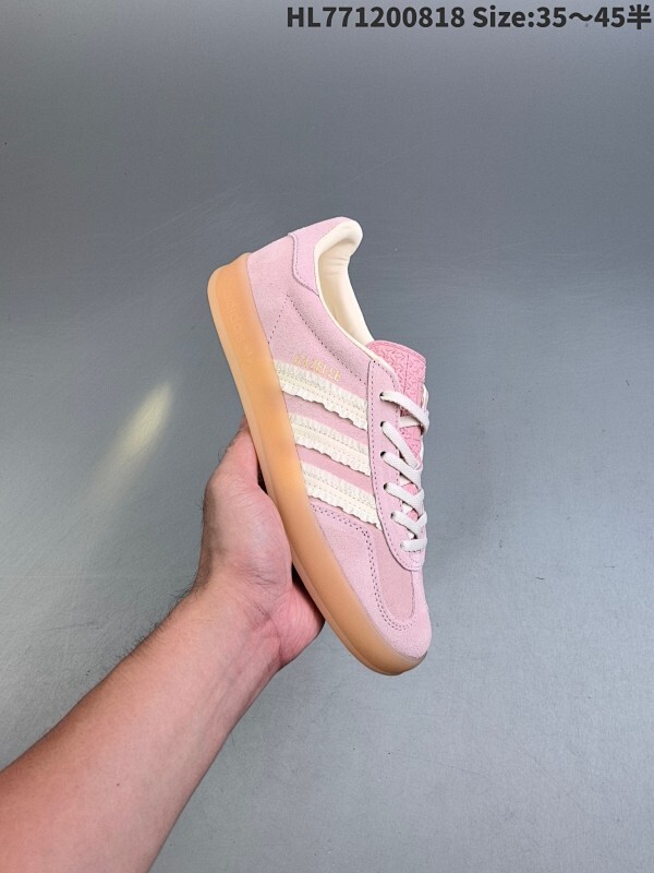 公司级✅Adidas Originals Gazelle INdoor 三叶草休闲防滑耐磨低帮板鞋 鞋头出色设计 塑就出众贴合感 稳固的后跟贴合足部曲线设计