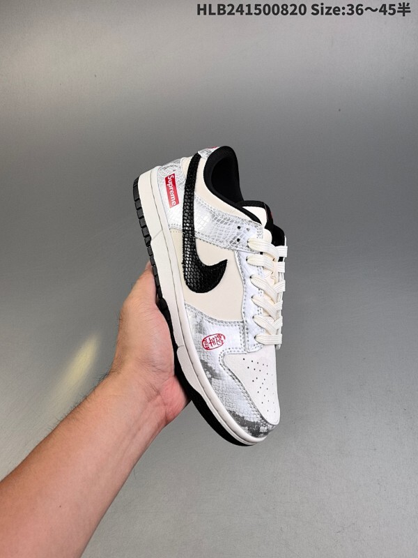 集合  特价福利NIKE DUNK SB LOW 定制配色 定制Dunk SB顾名思义，具有经典的Dunk血缘，又注入了更多的时尚元素