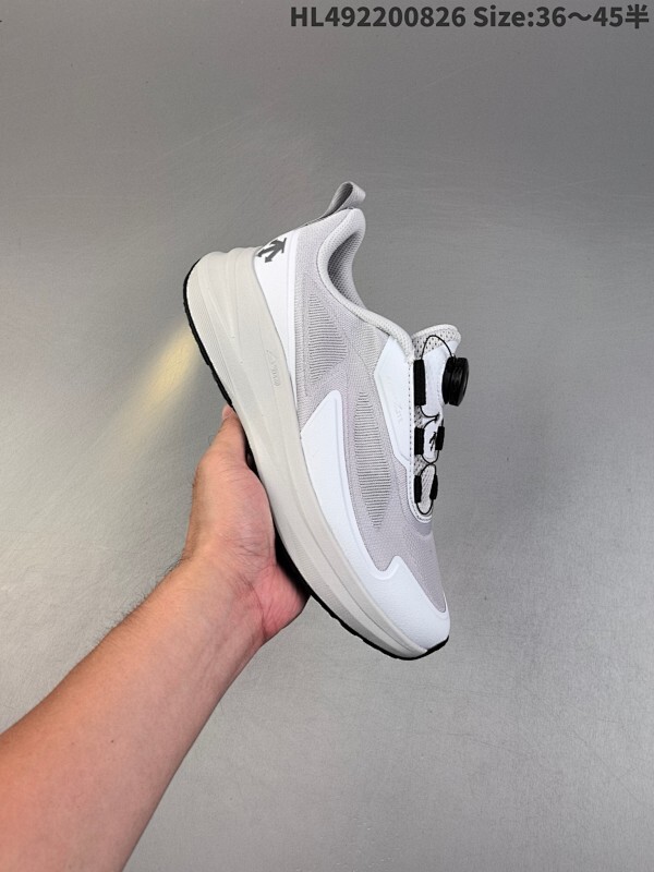 公司级✅迪桑特DESCENTE LAVITATE TRAIL 3.0 舒适百搭防滑耐磨 低帮 休闲跑步鞋 采用大网眼材质鞋面