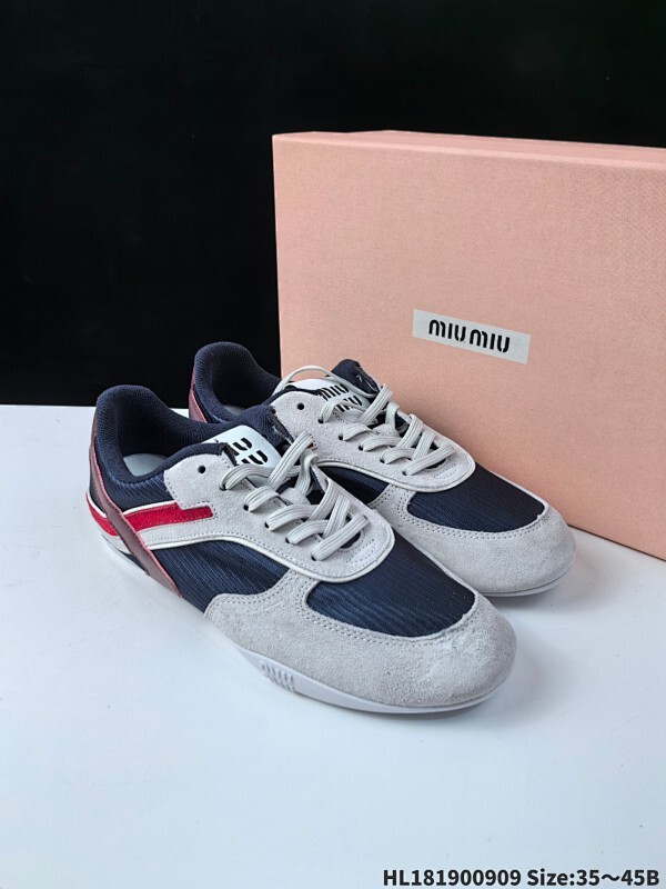 miumiu/缪缪女鞋2025新款春夏季走秀款休闲运动鞋单鞋！