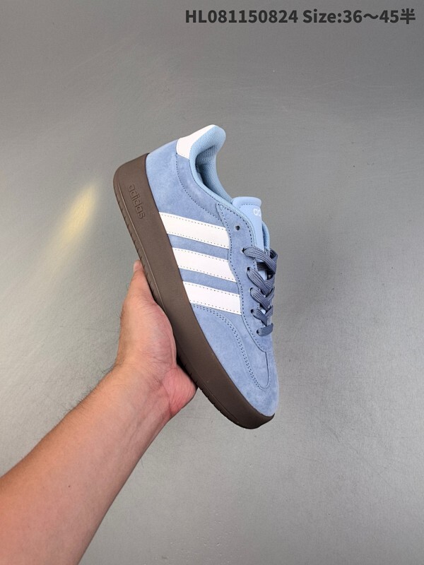 集合  Adidas/阿迪达斯 德训系列 男女鞋真标半码制，采用翻毛皮组合牛津布鞋面材质，外置RB耐磨橡胶外底