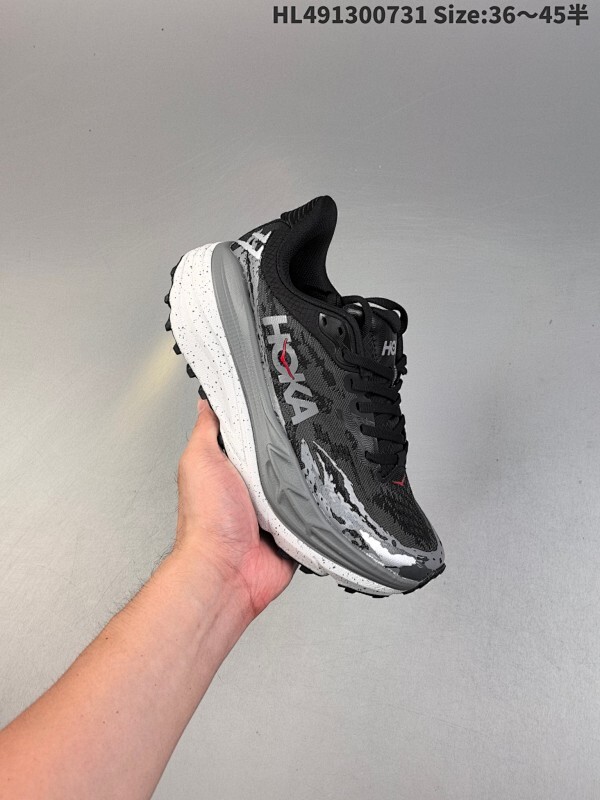 公司级✅HOKA Stinson 7 低帮专业越野跑步鞋 这款鞋5mm的前后掌落差能让你贴近自然跑的步态