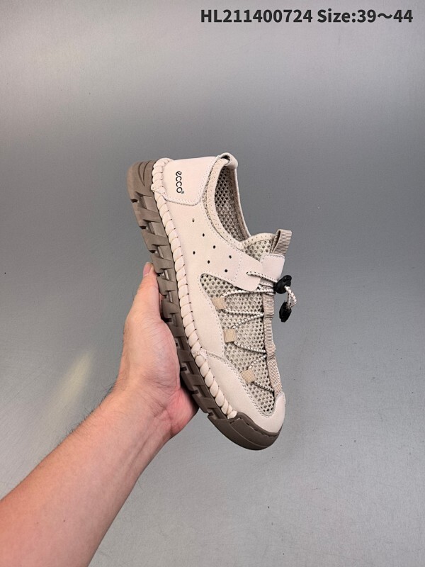 集合  夏季ECCO/爱步户外休闲凉鞋 运动包头沙滩鞋凉鞋 舒适透气网布鞋 鞋面采用头层牛皮材质拼接