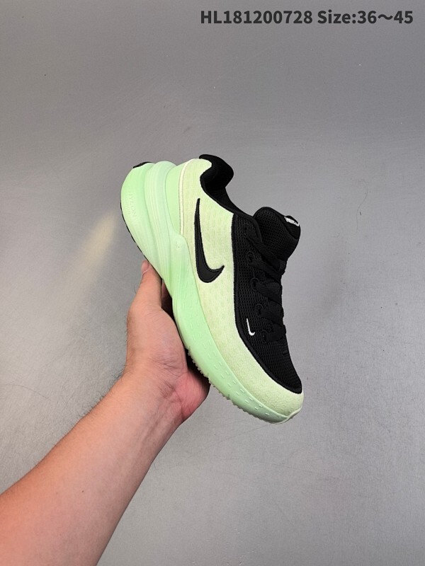 NK Uplift SC 潮流舒适 织物防滑耐磨 低帮跑步鞋  鞋底软弹又有支撑感防滑耐磨白黑色简约大方超百搭