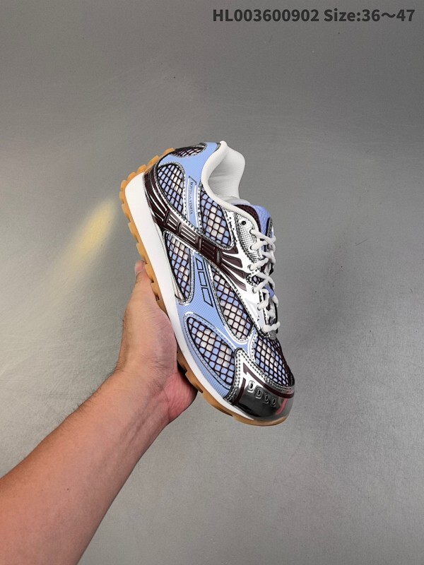 纯原版本 向品牌著名的「intrecciato」图样致敬！意大利奢侈品牌 Bottega Veneta Orbit 宝缇嘉 葆蝶家 低帮 紫蓝色