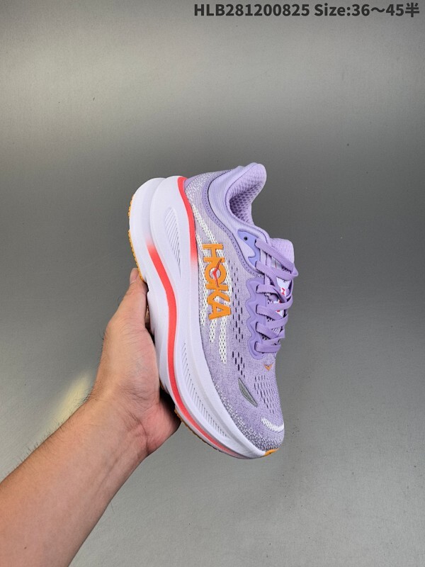 集合  HOKA ONE ONE Bondi 9 低帮专业越野跑步鞋 实拍首发 粗矿型的鞋身上脚特别修饰腿型 经典的胖鱼头鞋型 超高颜值