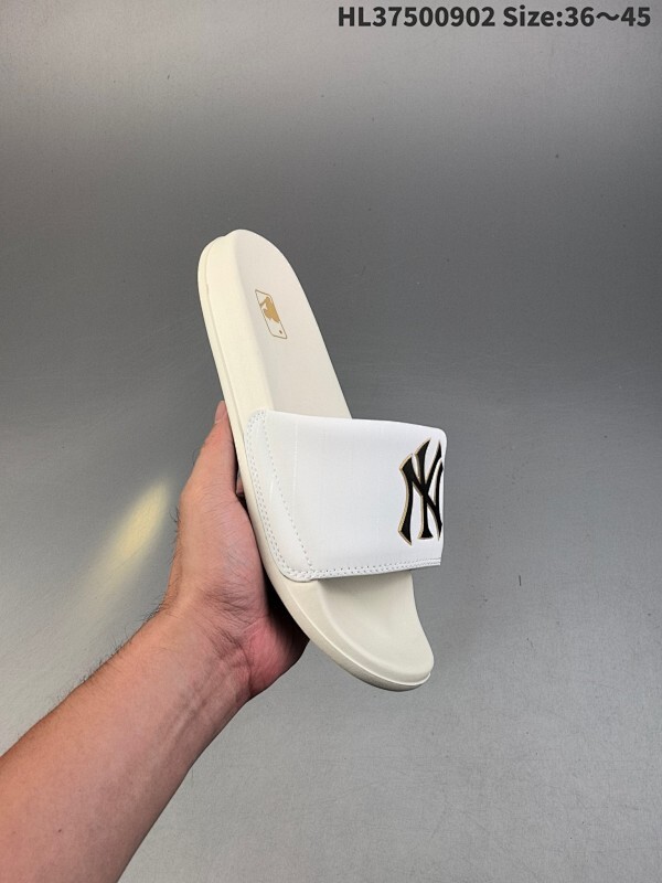 MLB SKIPPER SLIDE MLB 拖鞋 新款情侣纯色经典一字拖舒适百搭厚底凉拖鞋