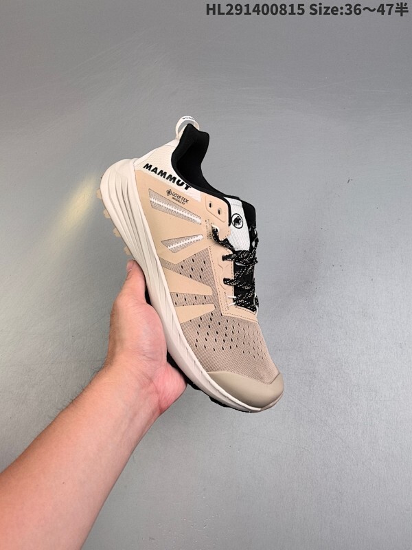 MAMMUT猛犸象 Saentis TR Low GTX  舒适百搭防滑耐磨 低帮跑步鞋  MAMMUT最轻便的防水越野跑鞋是您中短途山地跑步的选择