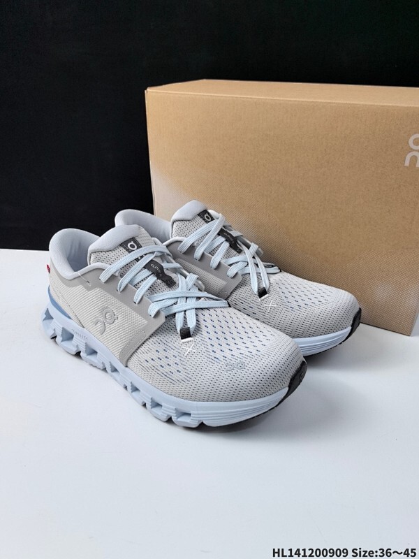 Cloudsurfer 4全新综合体能训练运动鞋Cloud X4 舒适乐趣跑，缓震、轻量 On昂跑 Cloudsurfer上演中底“变形计” ，打破传统格局缔造柔软脚感。