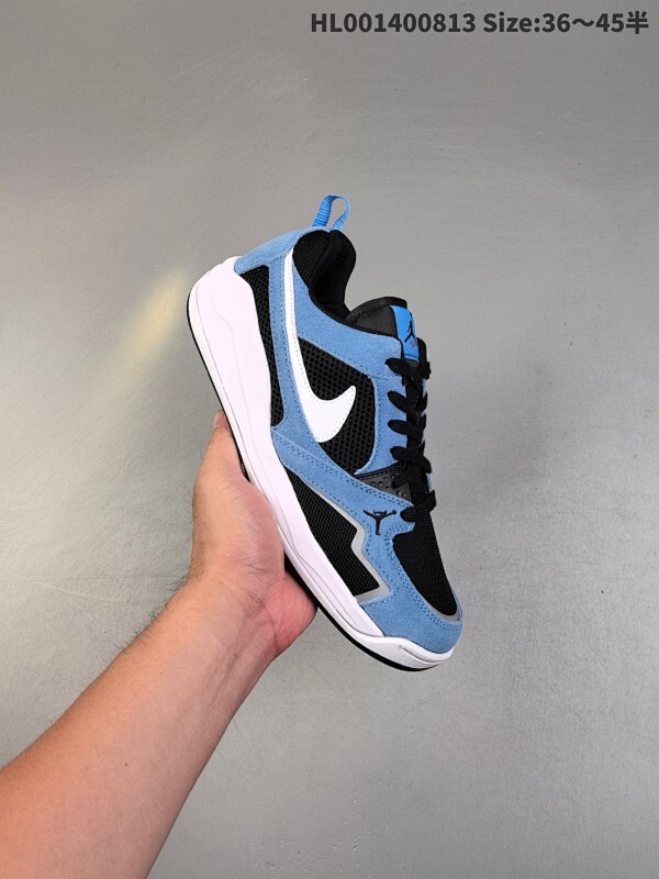 真标带半码 Air Jordan CMFT Era 低帮 蓝黑白 乔丹篮球鞋系列 舒适简约百搭耐磨低邦生活休闲鞋