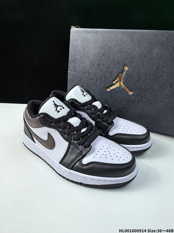 头层带半码 Air Jordan 1 Low 低帮 黑白棕 AJ1 乔丹1代 aj1 乔1 低邦 黑白棕 男女同款 乔丹篮球鞋系列 整双鞋选用白黑棕配色示人并辅以皮质鞋面