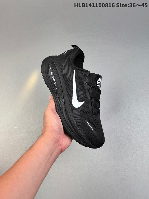 Nike Vomero 18 耐克 佛莫罗18代 低帮 白银色 时尚舒适防滑耐磨低邦休闲跑步鞋