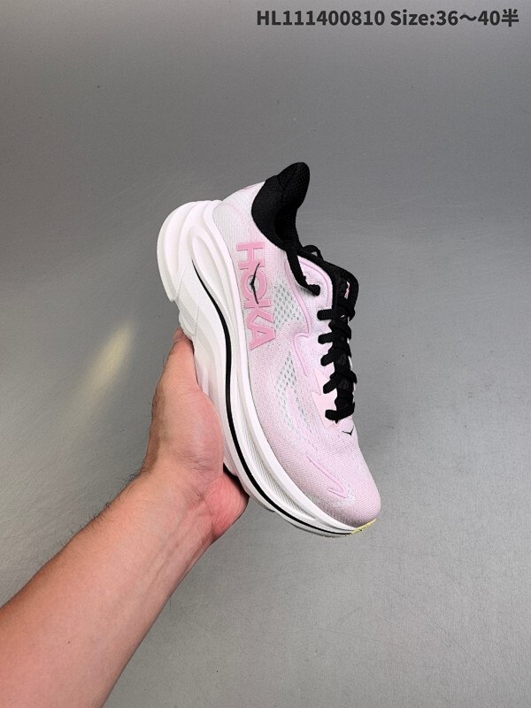 公司级✅HOKA M CLIFTON 10 轻量低帮户外越野跑鞋 户外山脉越野轻量运动跑鞋  鞋面用轻的无缝架构