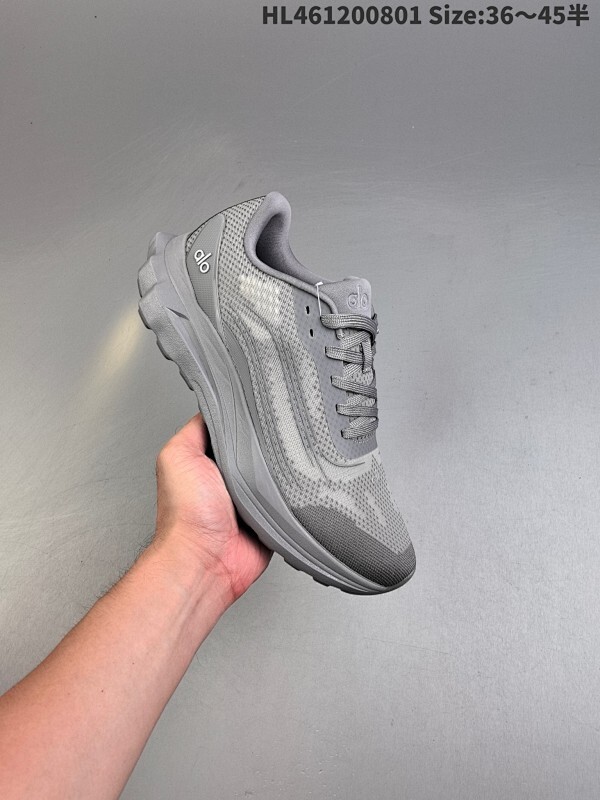 Alo Runner Mode 人气单品  舒适简约防滑耐磨低帮休闲板鞋 公司级  Alo Yoga于2007年创立于洛杉矶