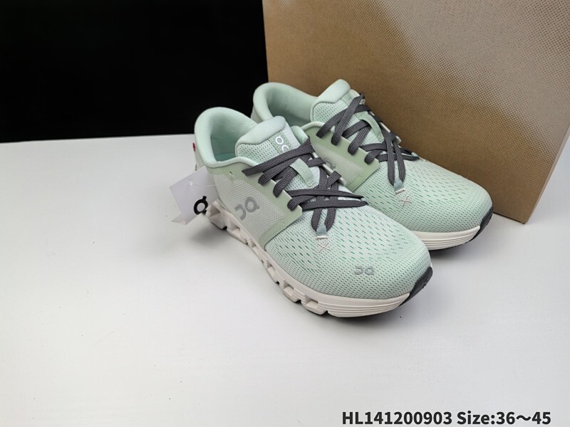 Cloudsurfer 4全新综合体能训练运动鞋Cloud X4 舒适乐趣跑，缓震、轻量 On昂跑 Cloudsurfer上演中底“变形计” ，打破传统格局缔造柔软脚感