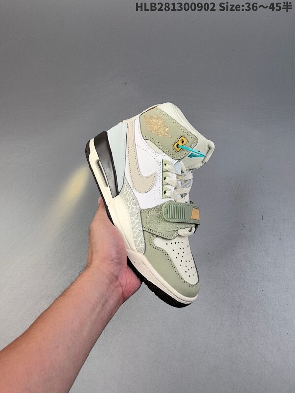 Air Jordan  Legacy 312 全新配色 号称 “最强三合一” 的 Jordan Legacy 312， 以芝加哥地区代码 312 命名