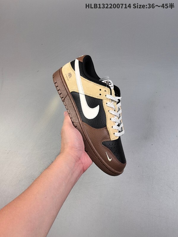 集合 NIKE DUNK SB LOW 全新配色  定制Dunk SB顾名思义，具有经典的Dunk血缘，又注入了更多的时尚元素。相较于普通的Dunk滑板鞋