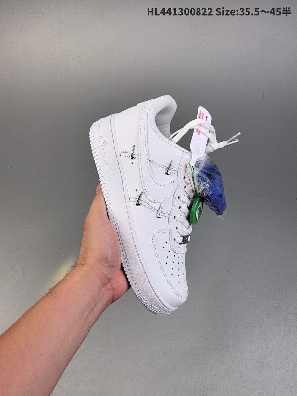 集合  头层！Nike/耐克 升级原楦原纸版数据开发版型，采用硬质牛剖革鞋面材质，内置全掌Air Sole气垫❗官方新色