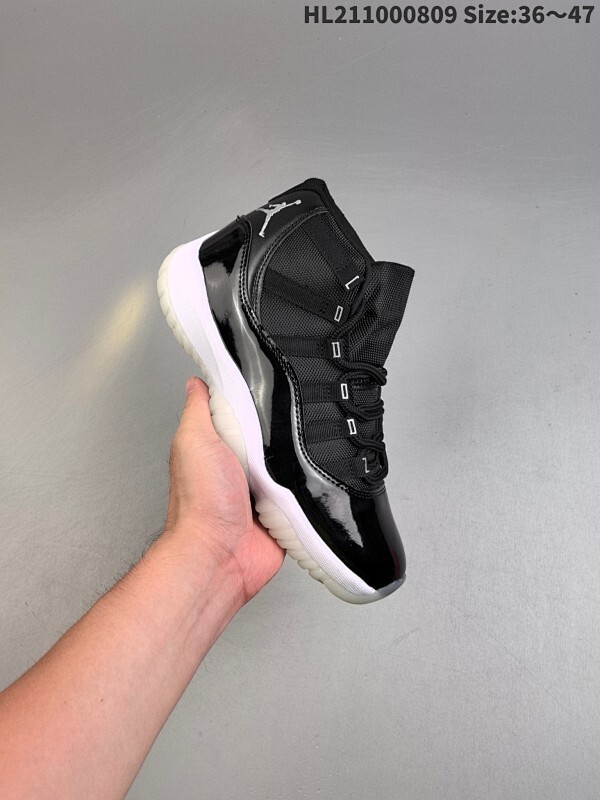 ✅Air Jordan 11 ”Cherry“ 高帮 AJ11 乔丹11代 aj11 乔11 高邦 白红 乔丹篮球鞋系列 整双鞋以白红色为主调