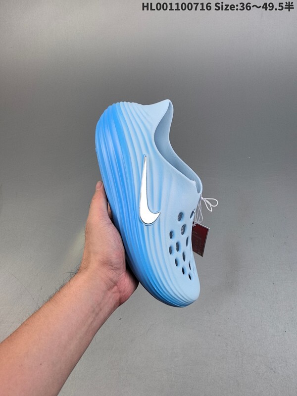 Nike ReactX REJUVEN8 耐克 活力8代 蓝色 拖鞋 包头一脚蹬时尚舒适洞洞鞋 采用质感柔软且出众回弹的ReactX泡绵打造