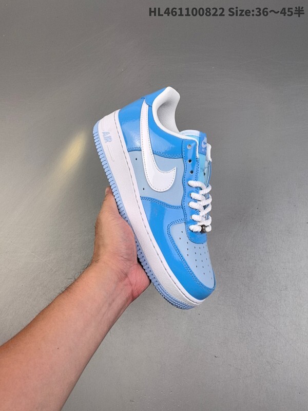 集合  耐克Nike Air Force 1 Low 空军一号低帮百搭休闲运动板鞋 柔软、弹性十足的缓震性能和出色的中底设计