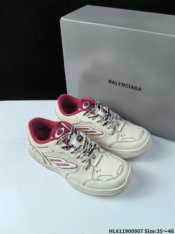 公司级✅Balenciaga巴黎世家 Hamptons Worn-Out 圆头系带做旧低帮板鞋
