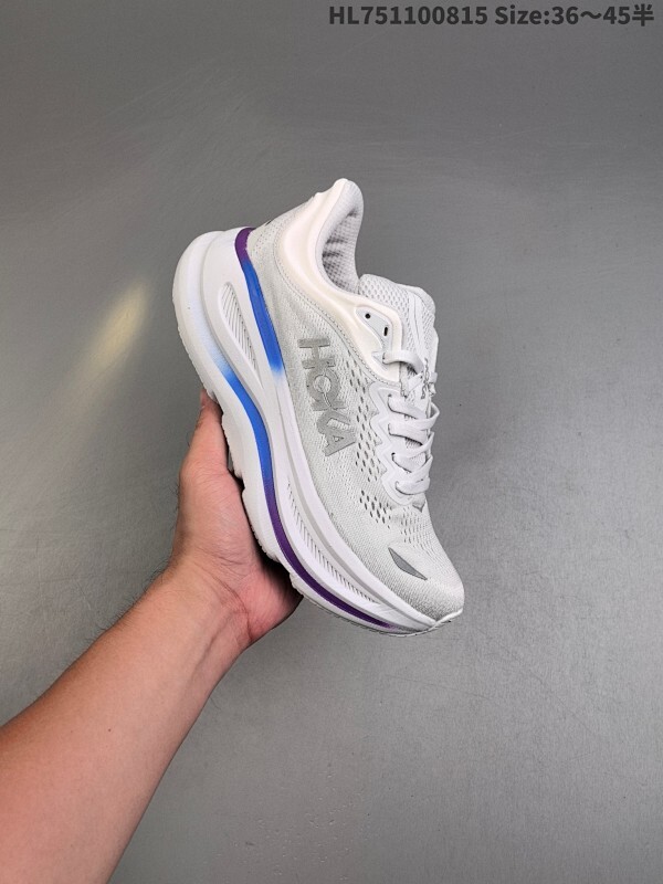 HOKA ONE ONE Bondi 9 低帮专业越野跑步鞋 实拍首发 粗矿型的鞋身上脚特别修饰腿型 经典的胖鱼头鞋型 超高颜值