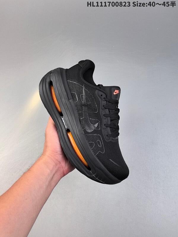 公司级✅Nike VOMERO PREMIUM 耐克 舒适减震防滑 低帮跑步鞋 全掌ReactX泡绵中底 前掌和后跟还配备了Air Zoom气垫单元 据说跑起来更快更舒适哦