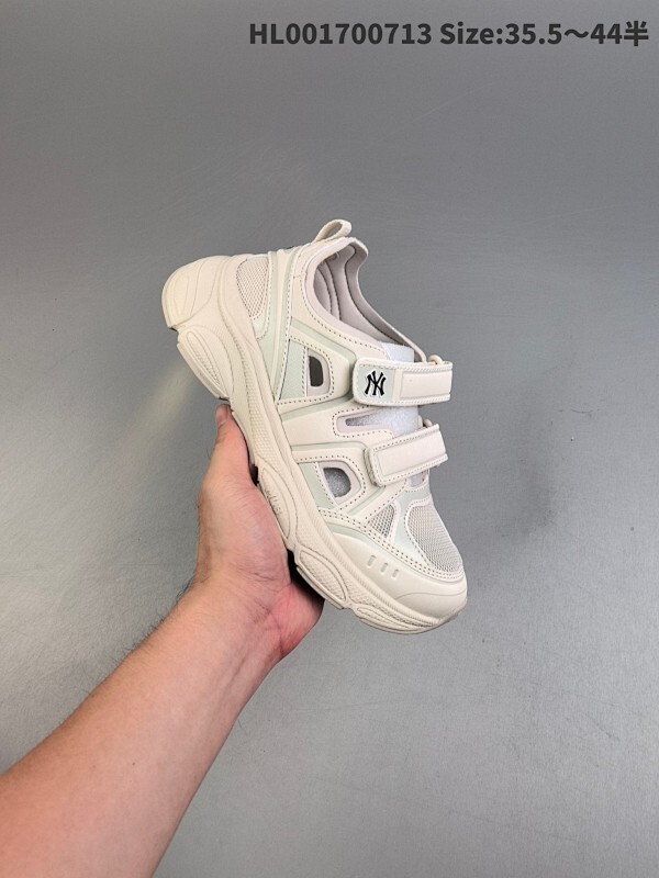 公司级 MLB NY Ace Runner 低帮 米白色 男女同款 纽约洋基队溯溪鞋玛丽珍舒适百搭时尚厚底增高厚底运动风防滑耐磨低邦凉鞋