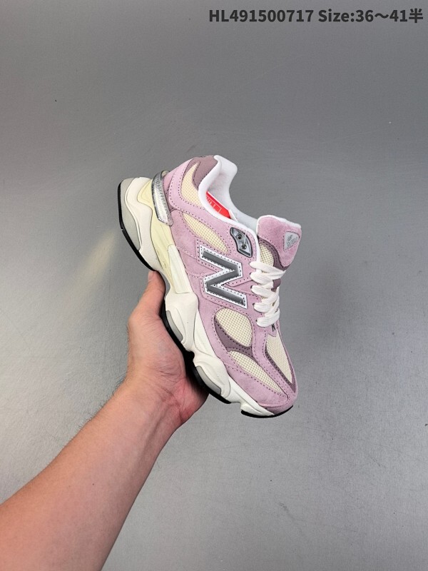 New Balance NB9060 联名款 复古休闲运动慢跑鞋  鞋款灵感源自设计师本人对夏日的怀日回忆