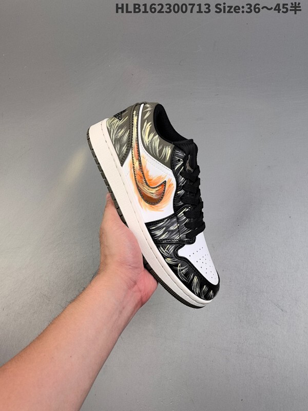 解构Air Jordan 1 Low "Medium Olive" 低帮 黑白绿 AJ1 乔丹1代 aj1 乔1 低邦 军绿 男女同款