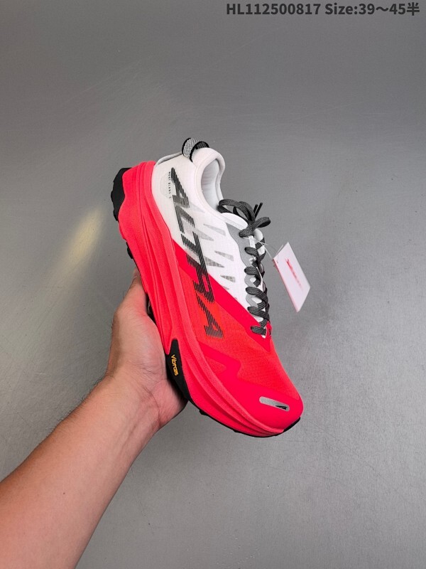 公司级✅Altra奥创 M OLYMPUS 6 缓震回弹轻量跑鞋男女减震透气跑鞋！ALOA82CA161