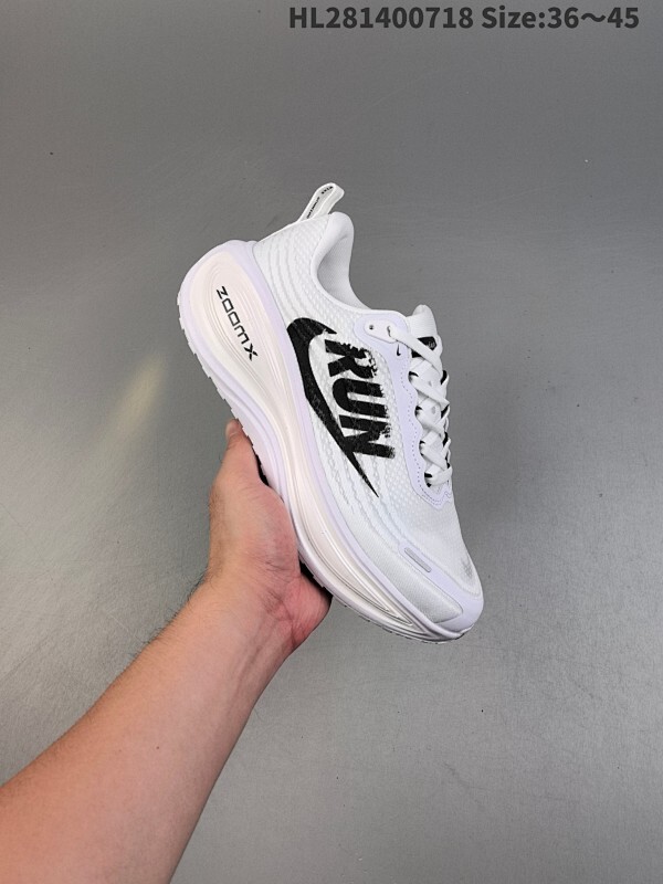 Nike VOMERO PLUS轻盈跑鞋  Nike VOMERO 18 舒适百搭防滑耐磨 低帮 休闲跑步鞋男女同款