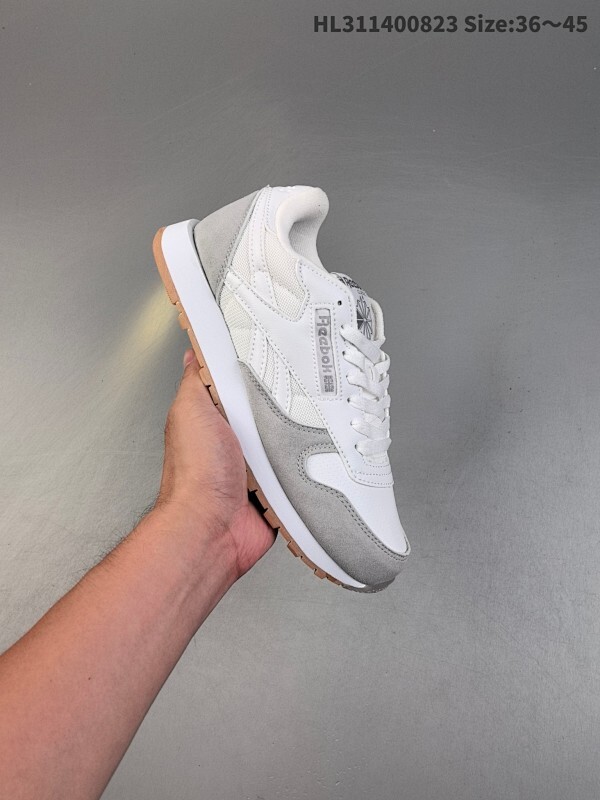 【新品】Reebok/锐步 LX 2200 潮流 美式复古休闲轻便运动跑步鞋，Reebok LX2200 是一款融合复古设计与现代科技的慢跑鞋