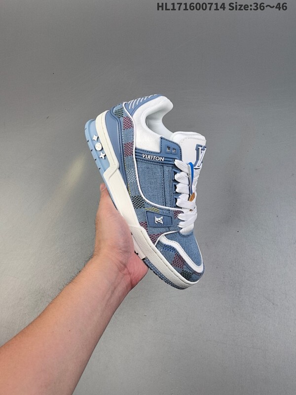 公司级✅Louis Vuitton Trainer Sneaker Low 全新 LV 路易威登 休闲运动文化百搭板鞋 ！