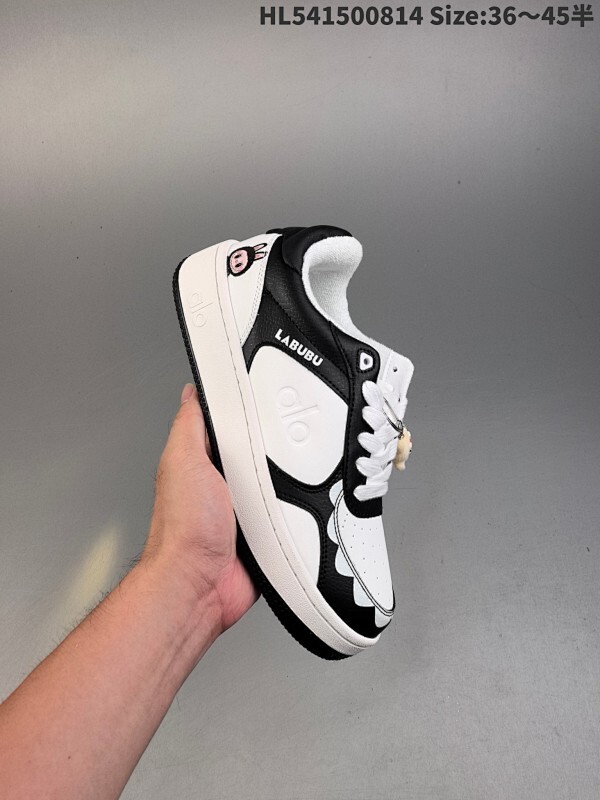 集合 Alo Yoga Recovery Mode 人气单品  舒适简约防滑耐磨低帮休闲板鞋 公司级  Alo Yoga于2007年创立于洛杉矶