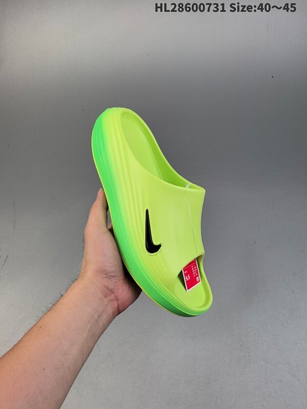 公司级✅Nike ReactX REJUVEN8 Slide耐克 简约舒适 洞洞鞋 由兼具轻便性和耐用性的EVA泡沫打造