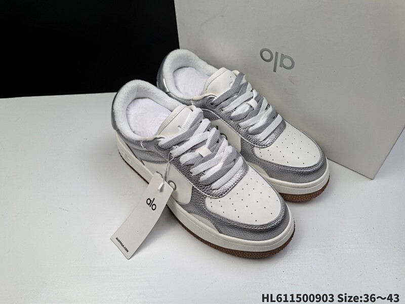 alo Recovery Mode yoga 易梦玲 Jisoo智秀同款小白鞋  等多位明星同款上脚  主打各大平台外贸主推