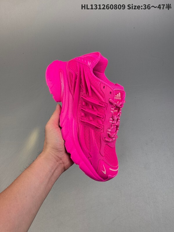 Pharrell x adidas Adistar Jellyfish  低帮复古风老爹鞋 实拍首发