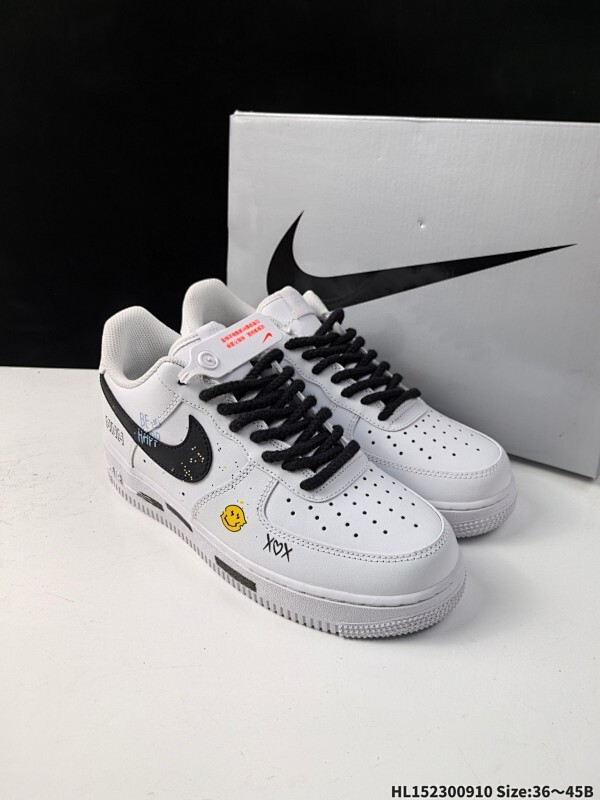 【路易威登】Louis Vuitton  Classic LV路易威登板鞋 小白鞋系列  舒适轻泡大底和百搭性霸屏整个时尚娱乐圈  细节调整完美主义