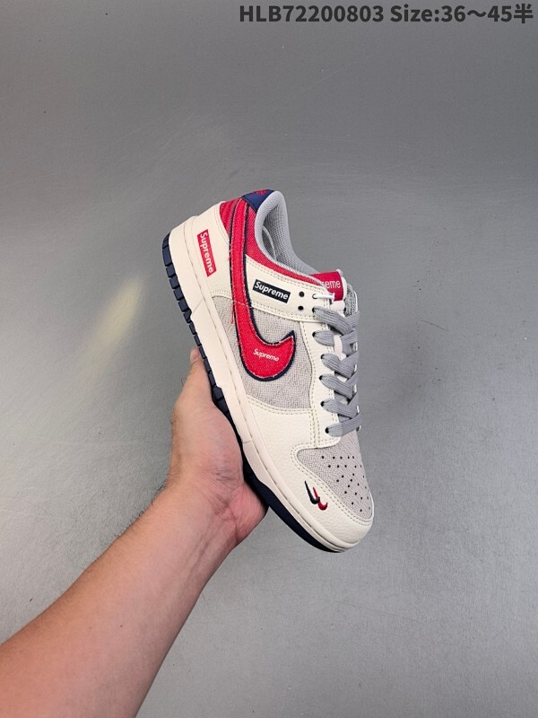 耐克Nike SB Dunk Low 扣篮系列 复古低帮休闲运动滑板板鞋。采用脚感柔软舒适ZoomAir气垫