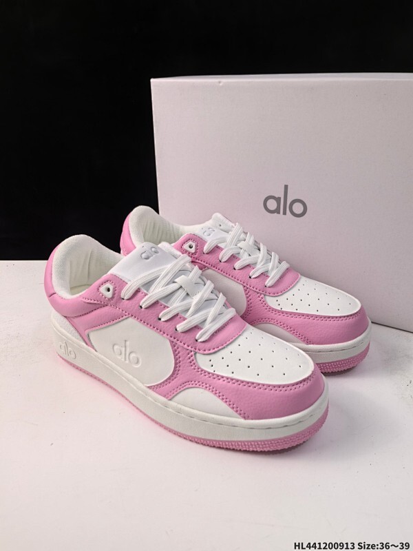 alo Recovery Mode yoga 易梦玲 Jisoo智秀同款小白鞋  等多位明星同款上脚  主打各大平台外贸主推