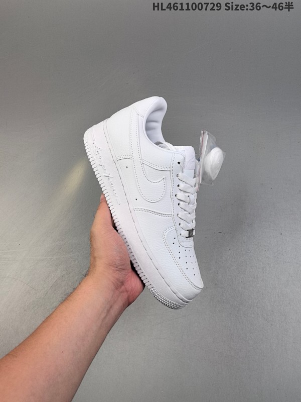 集合 真标✅耐克Nike Air Force 1“07空军一号低帮百搭休闲运动板鞋。柔软、弹性十足的缓震性能和出色的中底设