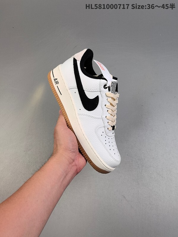 集合  真标✅耐克Nike Air Force 1“07空军一号低帮百搭休闲运动板鞋。柔软、弹性十足的缓震性能和出色的中底设计